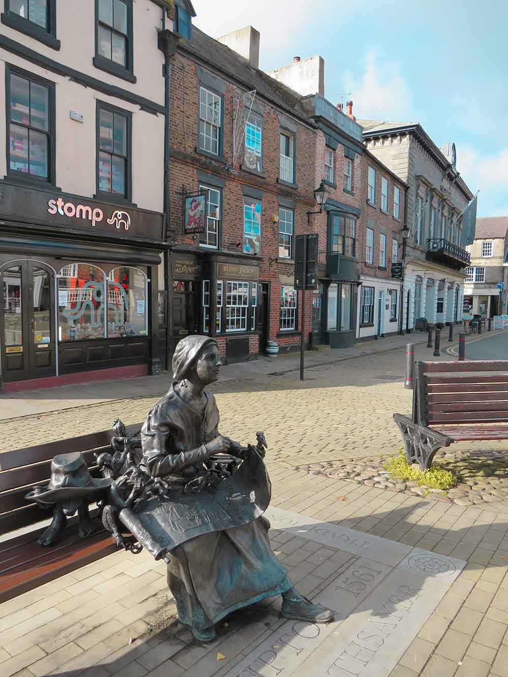 Statue of Mother Shipton in the centre of Knaresborough