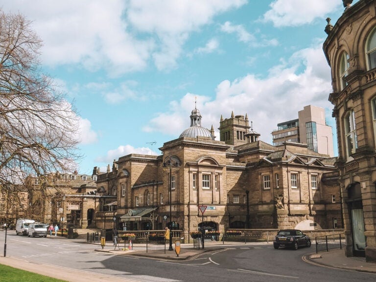 United Kingdom Travel Guides 85 Harrogate town in yorkshire