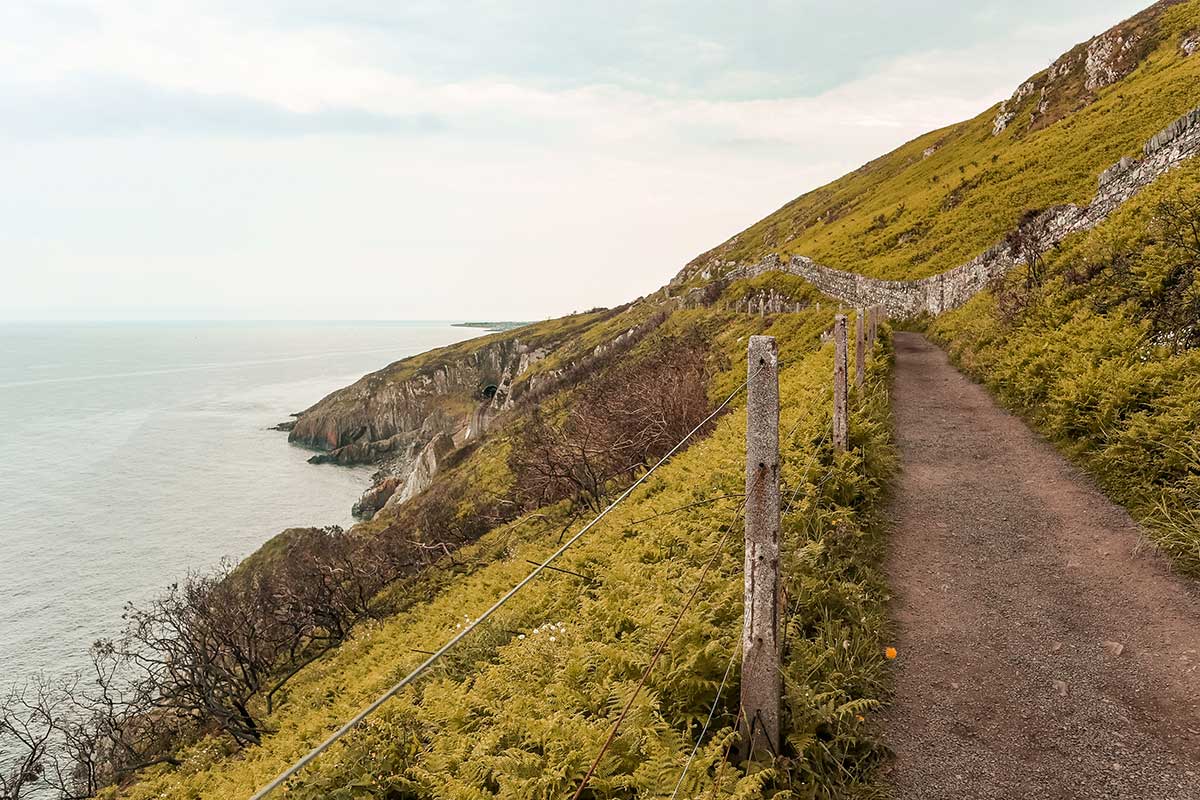hiking trail in ireland