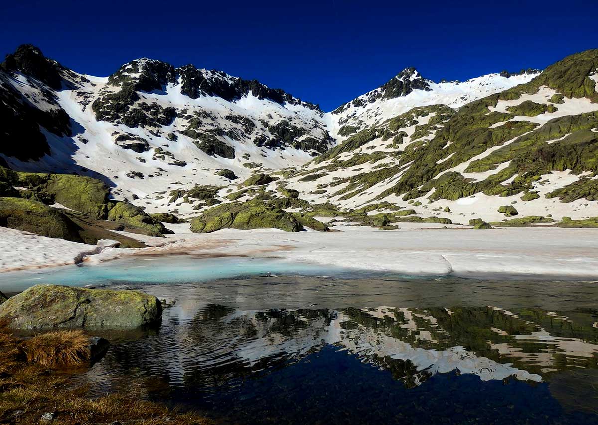 Does It Snow in Spain? Everything You Need to know! 5 Sierra de Gredos.