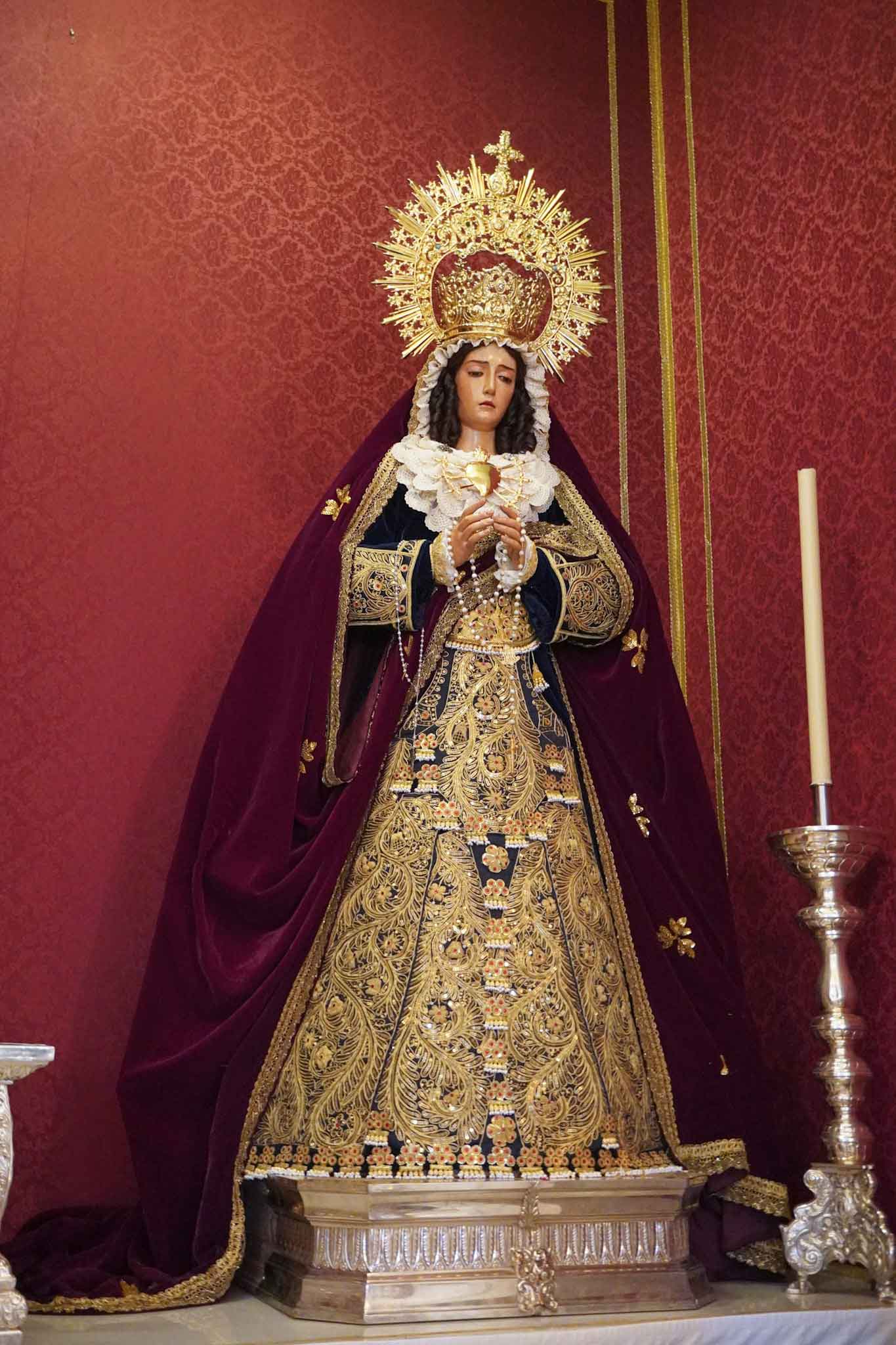 10 Best Things to Do in Benalmadena Pueblo (+ Local Tips) 5 A religious statue in Santo Domingo Church in Benalmadena Pueblo.