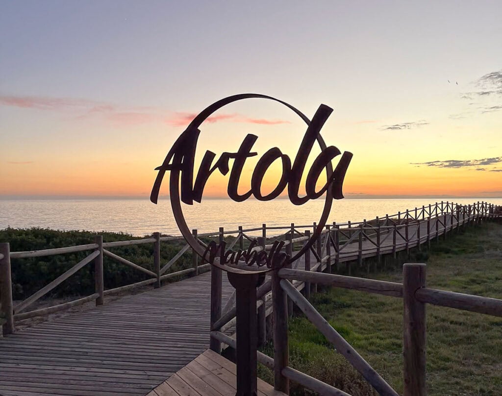 A beautiful sunset in Cabopino, Marbella.
