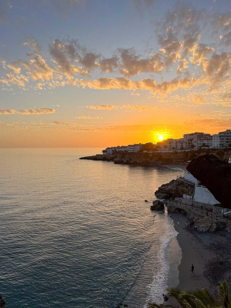 how-to-spend-a-weekend-in-nerja-itinerary-with-local-tips