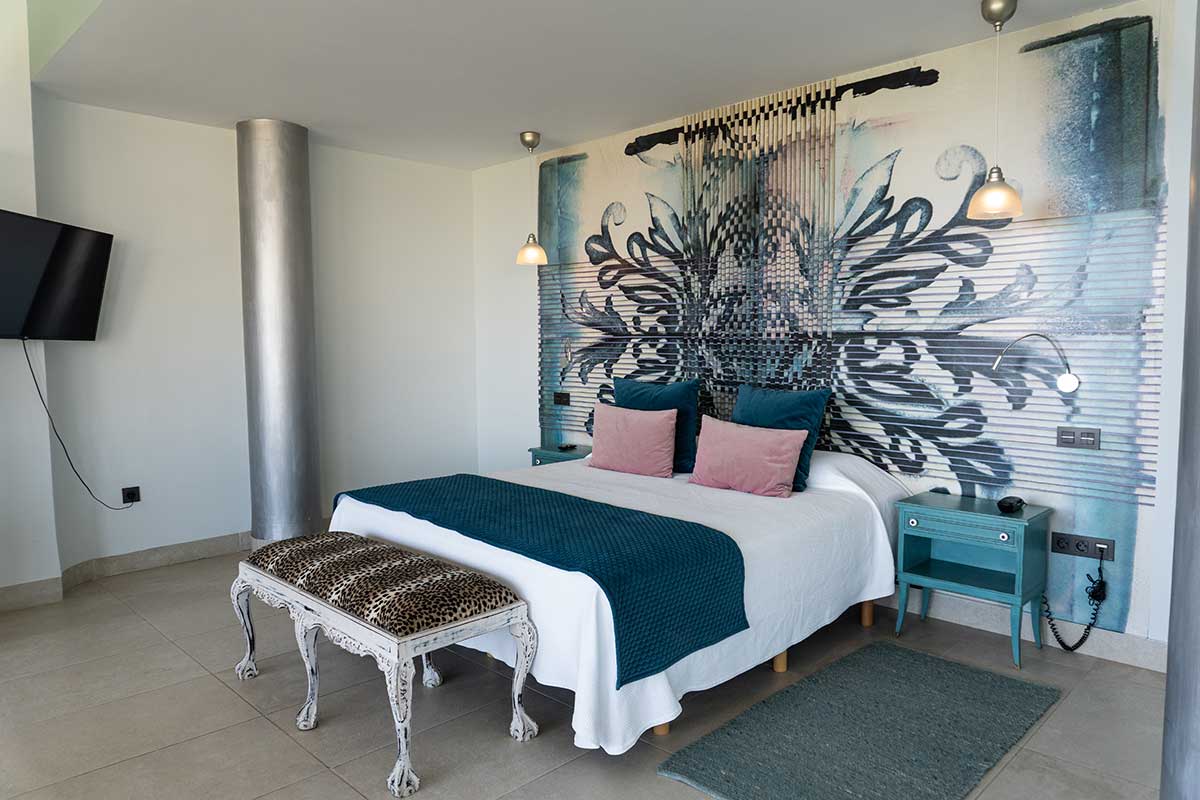 Review of Hotel Miba: A Gem On the Costa Tropical 3 Queen suite at Hotel Miba, Salobreña, Spain.