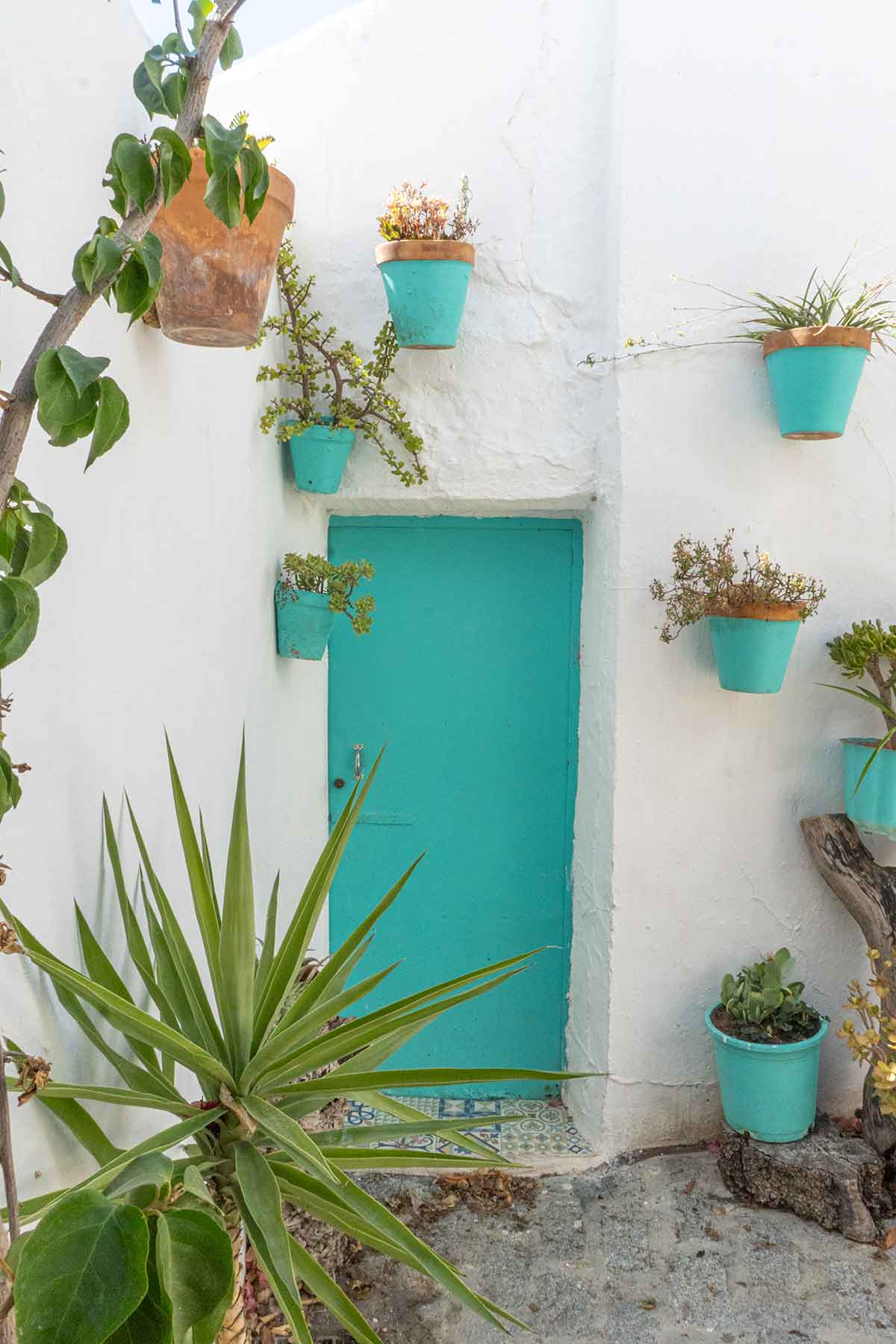 A pretty turquoise door in Olvera.