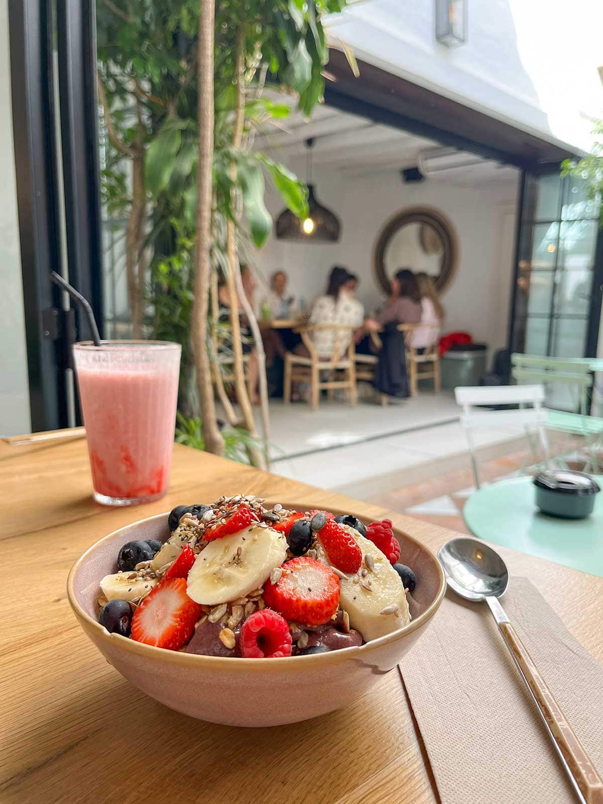 Where to Eat in Estepona (My Top Recommendations) 3 Acai bowl with berries and banana at MOM brunch Estepona.