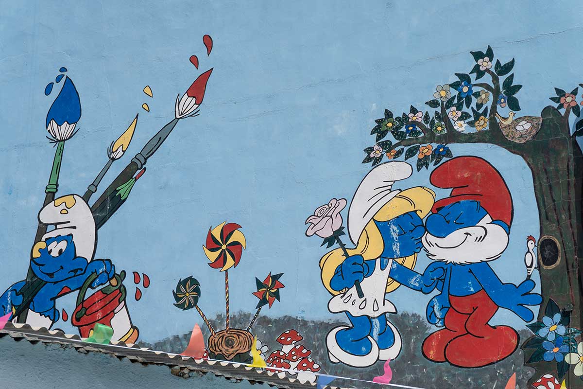 Things to Do in Juzcar, The Blue Village in Malaga 17 Smurf paintings in Juzcar.